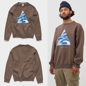 AGC dolphin print whale crew pullover sweatshirt size small